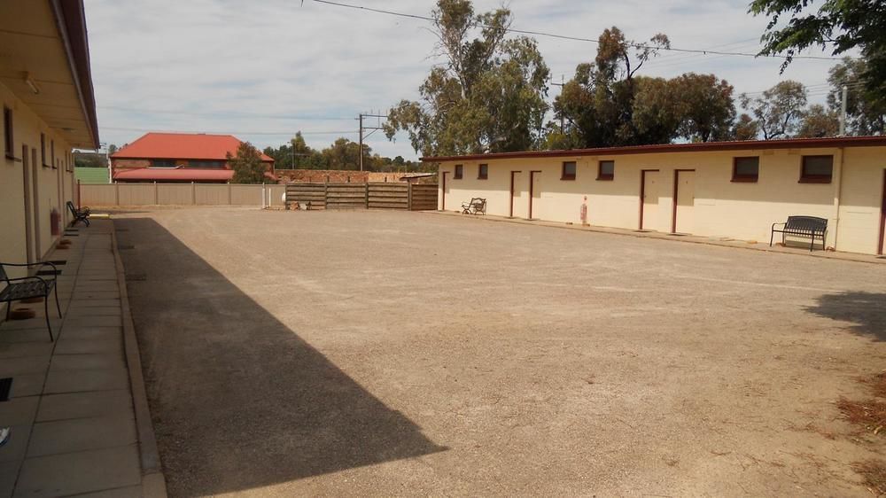 Flinders Ranges Motel - The Mill Quorn Exterior photo